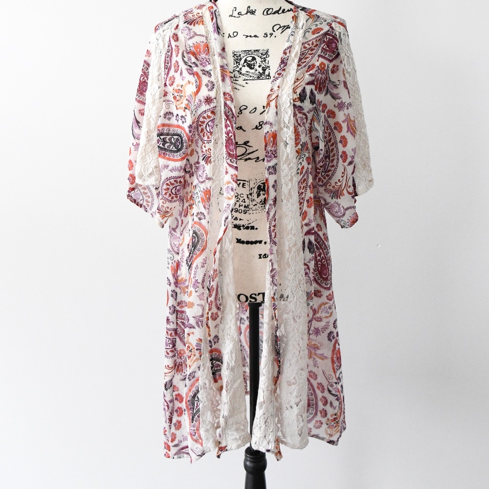 American Eagle Ivory Lace Blend Kimono